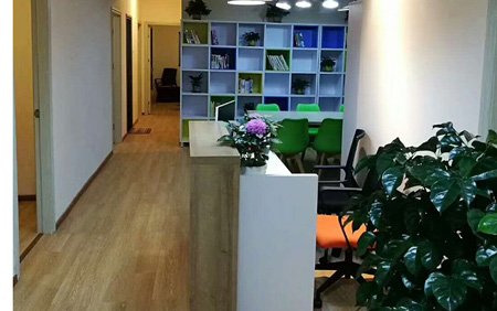 鬆崗玖石教育局部實拍（pāi）辦公家具