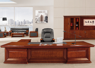 金胡（hú）桃木（mù）大班台