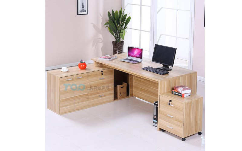 深圳17c嫩嫩草色视频官方版（gé）暖色調大班台