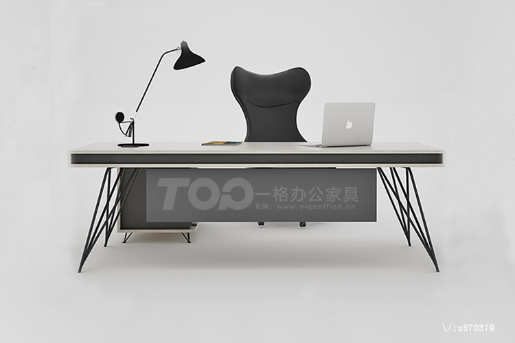 工業風辦公桌.jpg