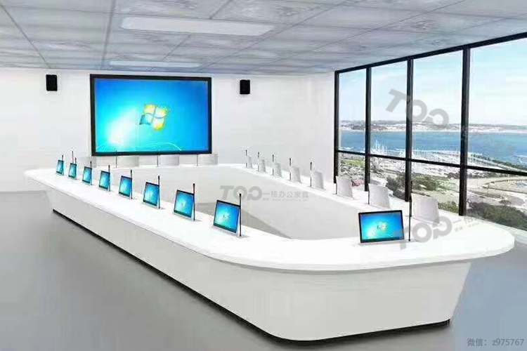 乳白(bái)色烤(kǎo)漆7米帶升降(jiàng)屏會(huì)議(yì)桌.jpg 乳白色烤漆(qī)7米帶升降屏會(huì)議桌.jpg