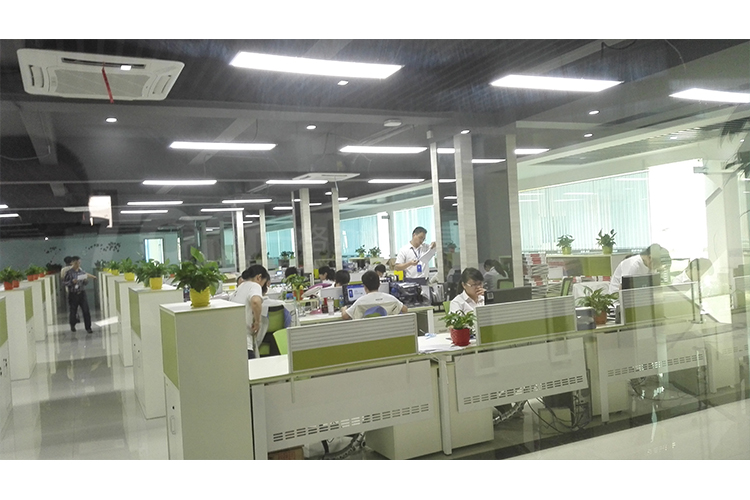 高端屏風(fēng)辦公桌.jpg 高(gāo)端屏風(fēng)辦公桌.jpg