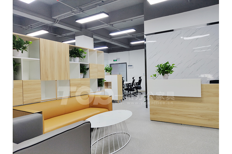 前台(tái)接待區.jpg 前台接待區.jpg