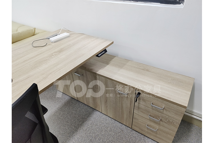 自動升降(jiàng)辦公桌控製升降器.jpg 自(zì)動升降辦公桌控製升降器.jpg