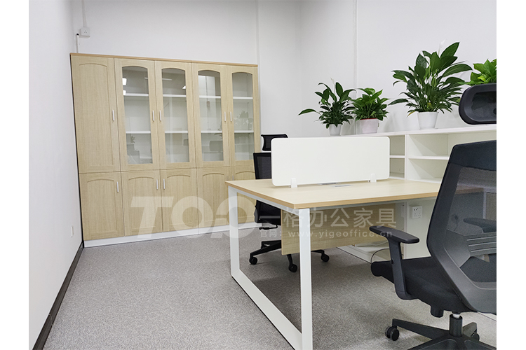 行政室辦公家具.jpg 行政室辦公家具.jpg