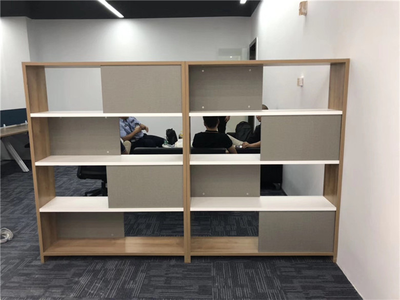 辦公屏（píng）風