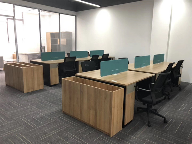 屏風（fēng）辦公（gōng）桌