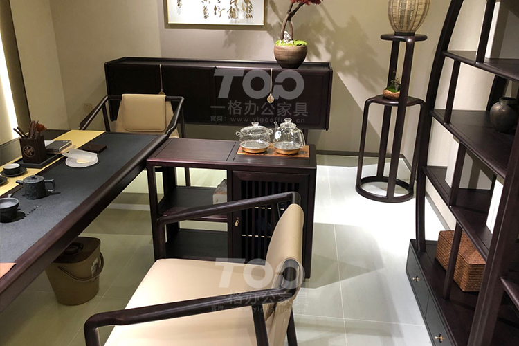 茶台內側.jpg 茶(chá)台內側.jpg