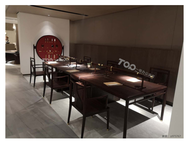 總裁辦公室班（bān）台