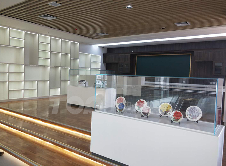 玻(bō)璃展(zhǎn)示櫃,定製文(wén)件櫃.jpg 玻璃展示櫃,定製文件櫃(guì).jpg