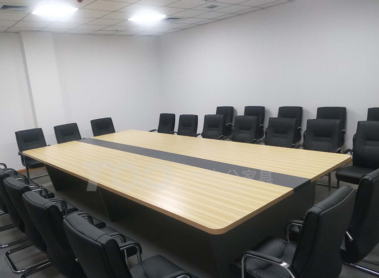 會議桌真皮會議椅(yǐ).jpg 會議(yì)桌真皮會議椅.jpg