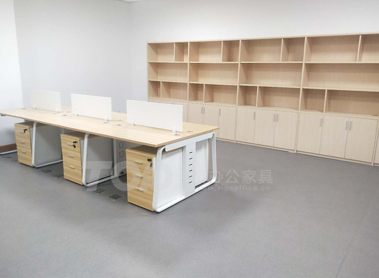 職員辦公桌椅文件櫃.jpg 職員辦公桌椅文件櫃.jpg