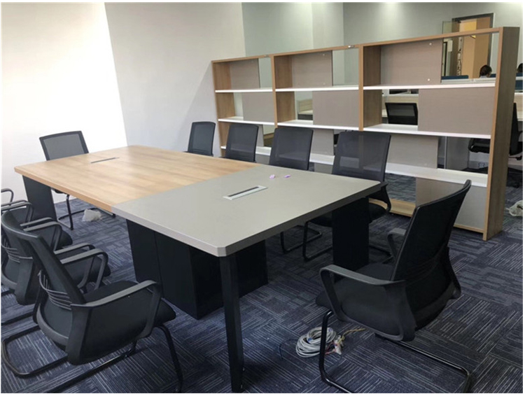 辦公會議桌（zhuō）