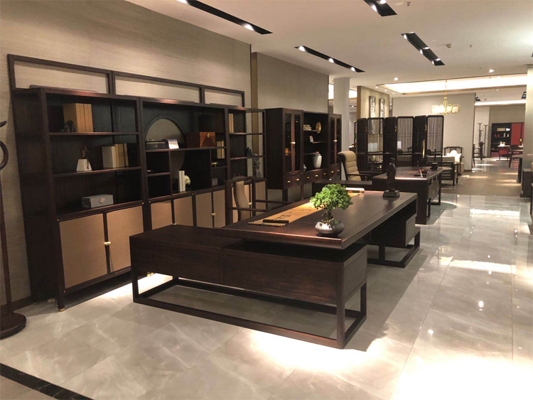 老板辦公桌(zhuō)椅 老板辦公桌椅